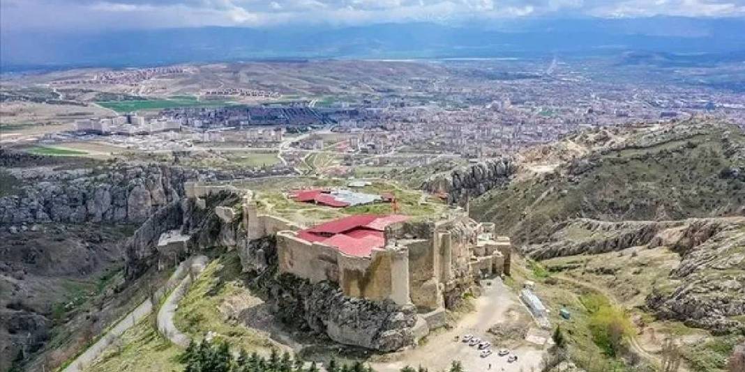 Tarihle iç içe bir yolculuk yapmaya hazır mısınız? Denizi, kumu, güneşi bırakan buraya gidiyor: İşte tarih kokan o yer 2